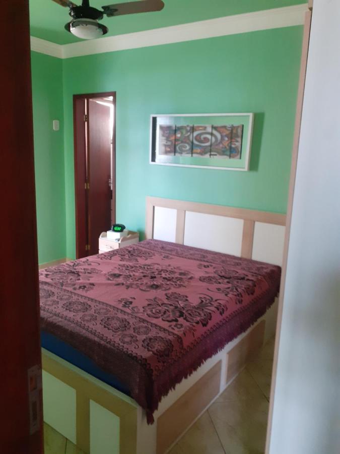 Com Estacionamento, Telas Nas Varandas Apartment